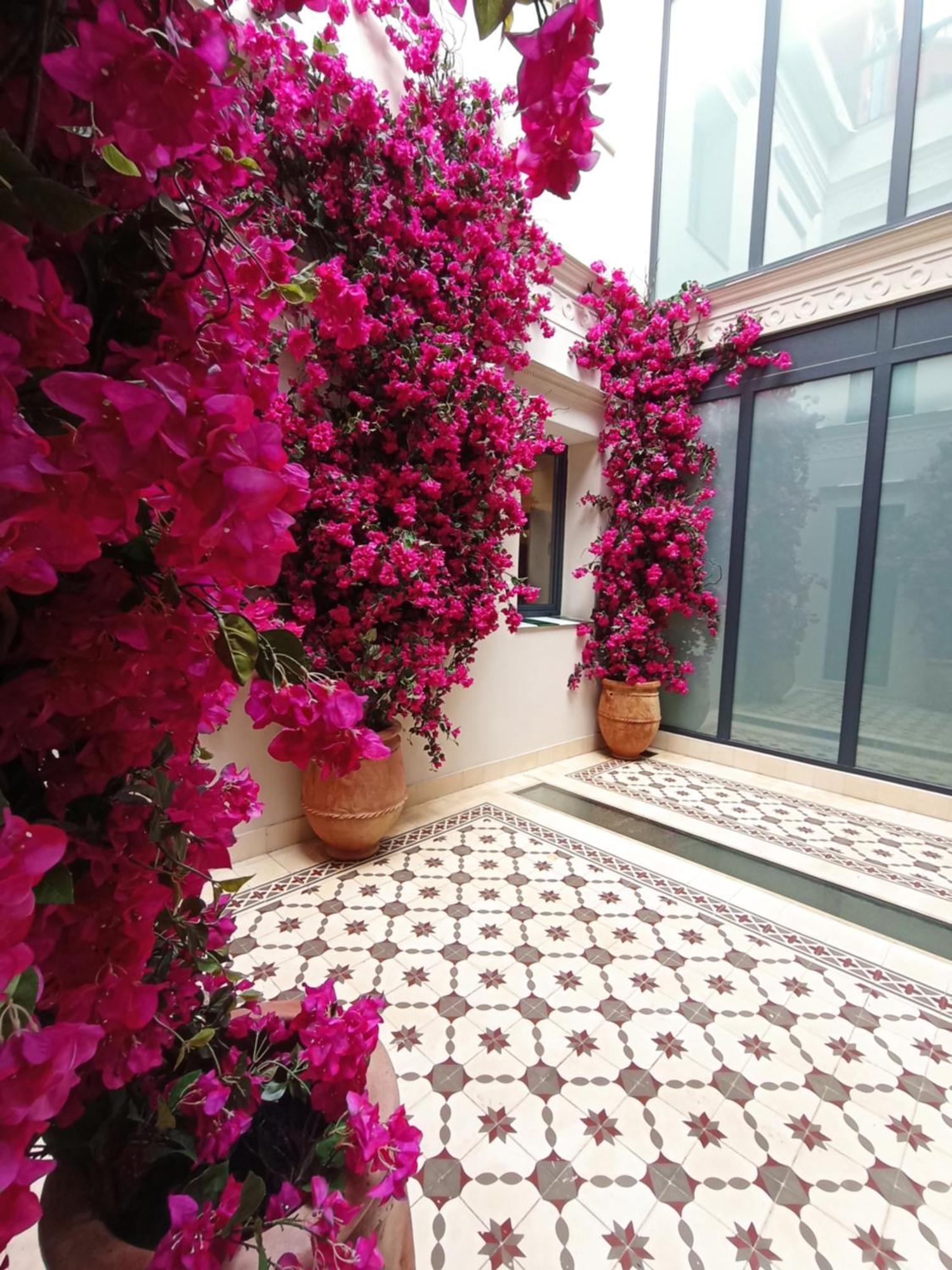 Uma Suites Parada Del Marques Sevilla Exterior foto
