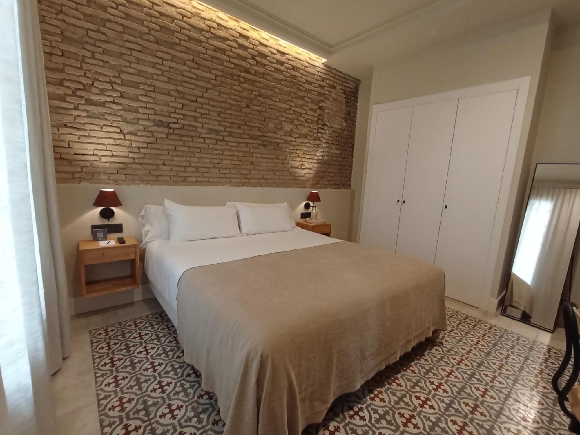 Uma Suites Parada Del Marques Sevilla Exterior foto